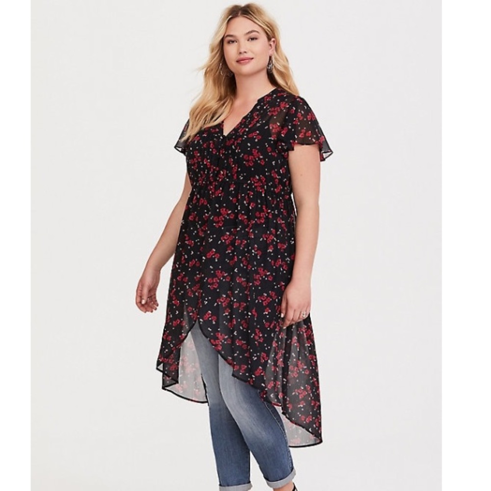 🖤 NWOT Torrid Black Floral Chiffon Maxi Blouse 🖤